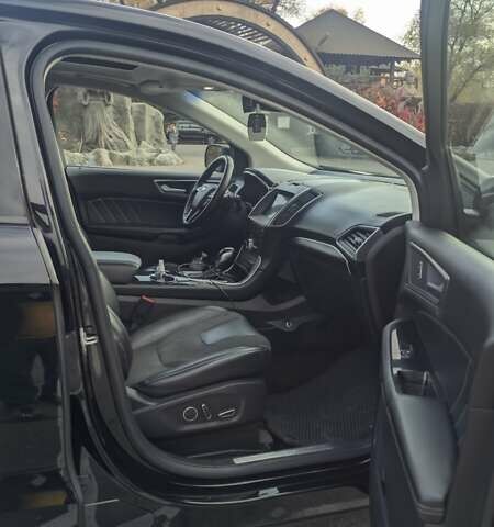 Черный Форд Эдж, объемом двигателя 2.69 л и пробегом 123 тыс. км за 18600 $, фото 4 на Automoto.ua