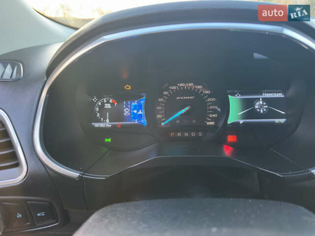 Черный Форд Эдж, объемом двигателя 2.7 л и пробегом 197 тыс. км за 22000 $, фото 6 на Automoto.ua