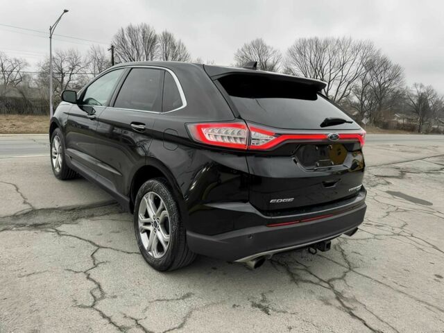 Черный Форд Эдж, объемом двигателя 2 л и пробегом 77 тыс. км за 7900 $, фото 6 на Automoto.ua