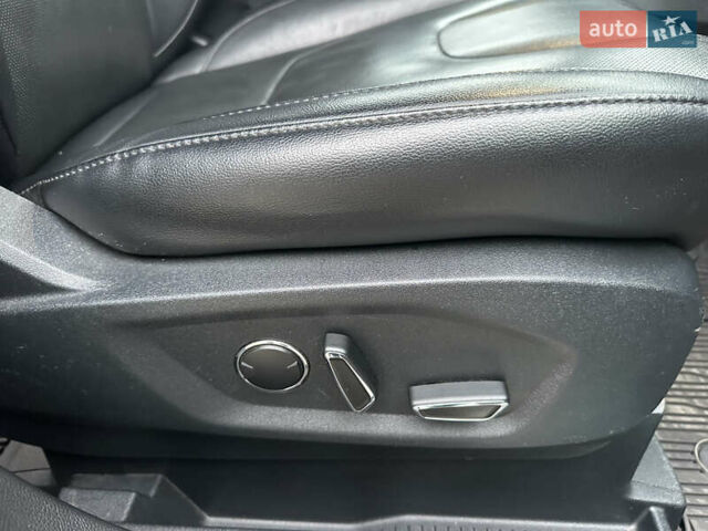 Черный Форд Эдж, объемом двигателя 2 л и пробегом 158 тыс. км за 20900 $, фото 18 на Automoto.ua