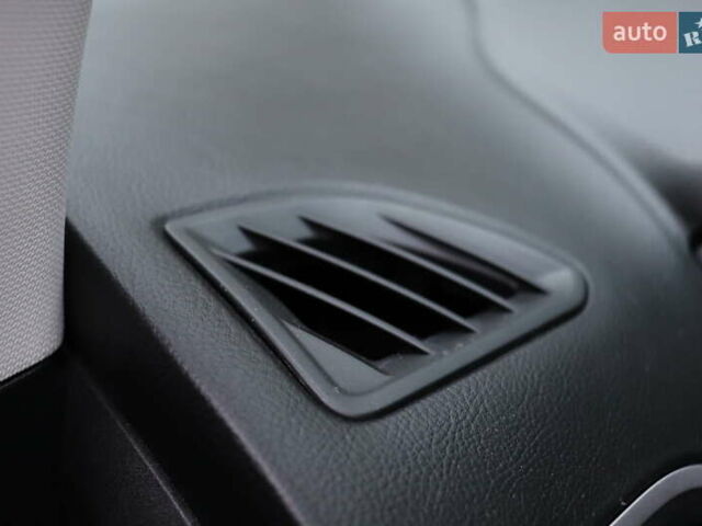 Черный Форд Эдж, объемом двигателя 3.5 л и пробегом 160 тыс. км за 18000 $, фото 31 на Automoto.ua