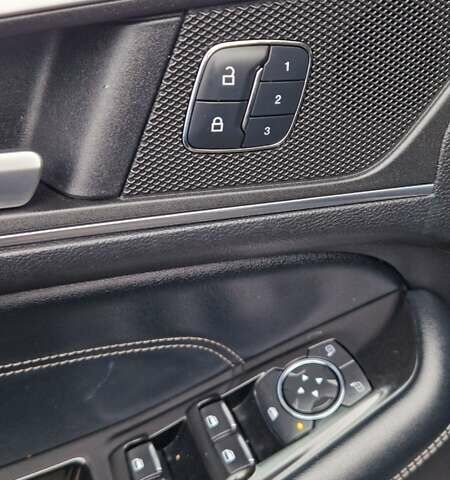 Черный Форд Эдж, объемом двигателя 2 л и пробегом 211 тыс. км за 14800 $, фото 18 на Automoto.ua