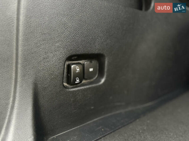 Чорний Форд Едж, об'ємом двигуна 2 л та пробігом 183 тис. км за 18500 $, фото 27 на Automoto.ua