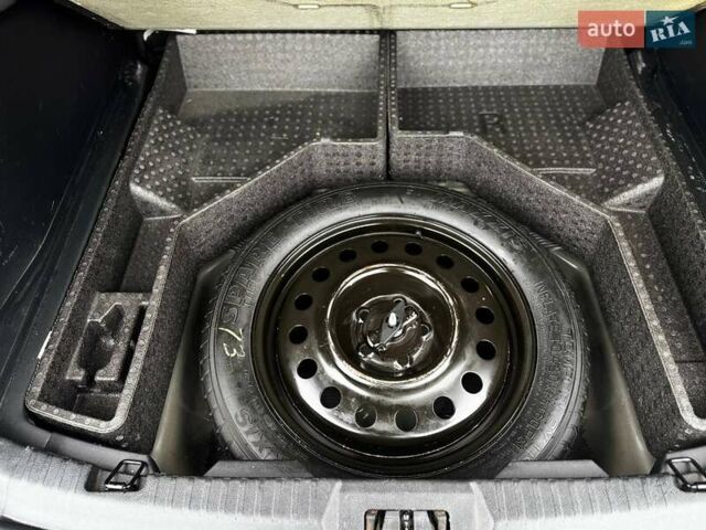 Чорний Форд Едж, об'ємом двигуна 2 л та пробігом 186 тис. км за 13200 $, фото 24 на Automoto.ua