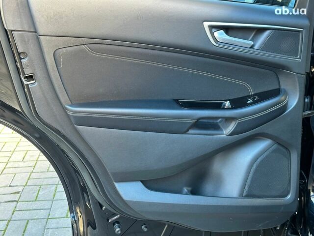 Чорний Форд Едж, об'ємом двигуна 2 л та пробігом 131 тис. км за 20480 $, фото 16 на Automoto.ua