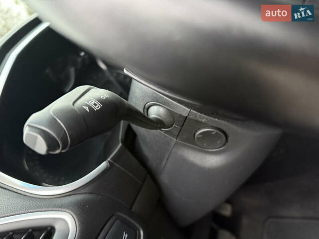 Чорний Форд Едж, об'ємом двигуна 2 л та пробігом 183 тис. км за 18500 $, фото 18 на Automoto.ua