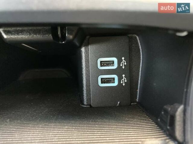 Черный Форд Эдж, объемом двигателя 2 л и пробегом 232 тыс. км за 14500 $, фото 26 на Automoto.ua