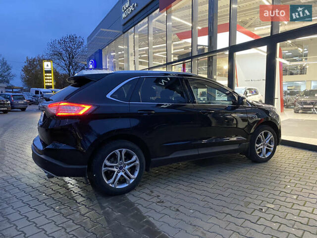 Черный Форд Эдж, объемом двигателя 2 л и пробегом 132 тыс. км за 18900 $, фото 7 на Automoto.ua