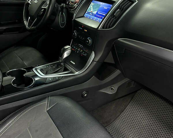 Черный Форд Эдж, объемом двигателя 2 л и пробегом 187 тыс. км за 18400 $, фото 15 на Automoto.ua