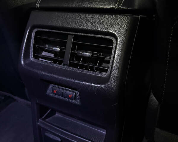 Чорний Форд Едж, об'ємом двигуна 2 л та пробігом 183 тис. км за 18500 $, фото 25 на Automoto.ua