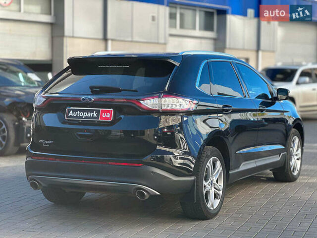 Чорний Форд Едж, об'ємом двигуна 2 л та пробігом 131 тис. км за 20480 $, фото 3 на Automoto.ua