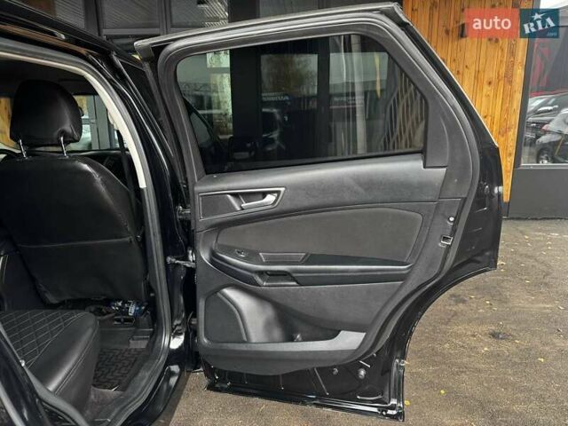 Чорний Форд Едж, об'ємом двигуна 2 л та пробігом 186 тис. км за 13200 $, фото 18 на Automoto.ua