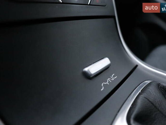 Чорний Форд Едж, об'ємом двигуна 3.5 л та пробігом 160 тис. км за 17700 $, фото 35 на Automoto.ua