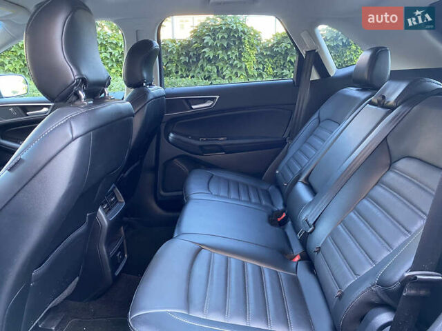 Черный Форд Эдж, объемом двигателя 2 л и пробегом 205 тыс. км за 16500 $, фото 8 на Automoto.ua