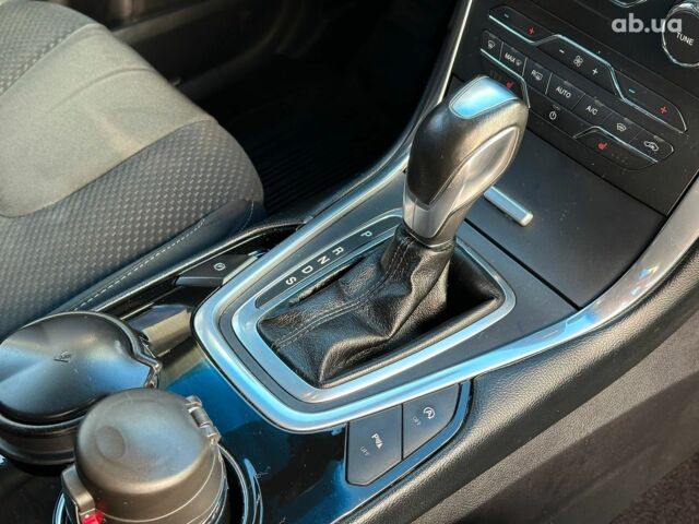 Чорний Форд Едж, об'ємом двигуна 2 л та пробігом 131 тис. км за 20480 $, фото 25 на Automoto.ua