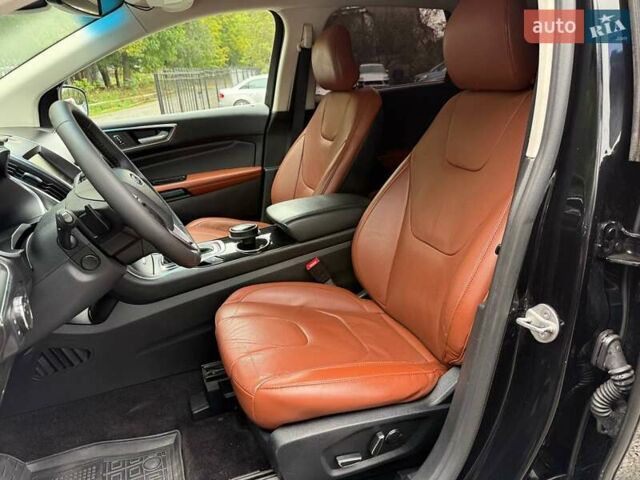 Чорний Форд Едж, об'ємом двигуна 2 л та пробігом 180 тис. км за 19900 $, фото 19 на Automoto.ua