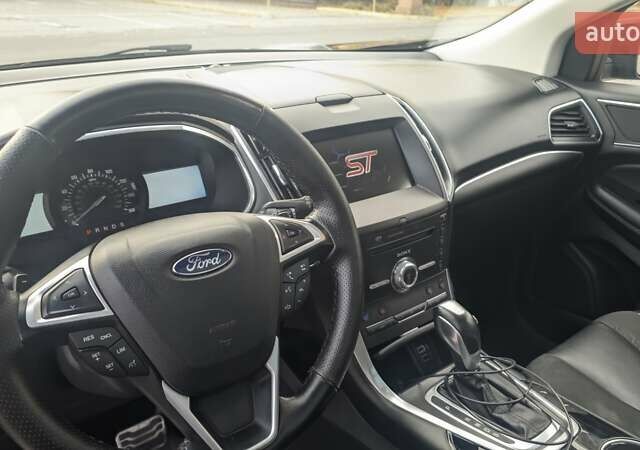 Черный Форд Эдж, объемом двигателя 2.69 л и пробегом 123 тыс. км за 18600 $, фото 1 на Automoto.ua