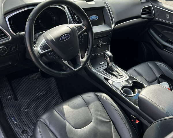 Черный Форд Эдж, объемом двигателя 2 л и пробегом 157 тыс. км за 19000 $, фото 12 на Automoto.ua