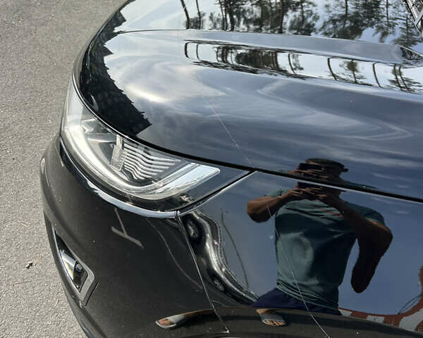 Черный Форд Эдж, объемом двигателя 2 л и пробегом 157 тыс. км за 19000 $, фото 7 на Automoto.ua