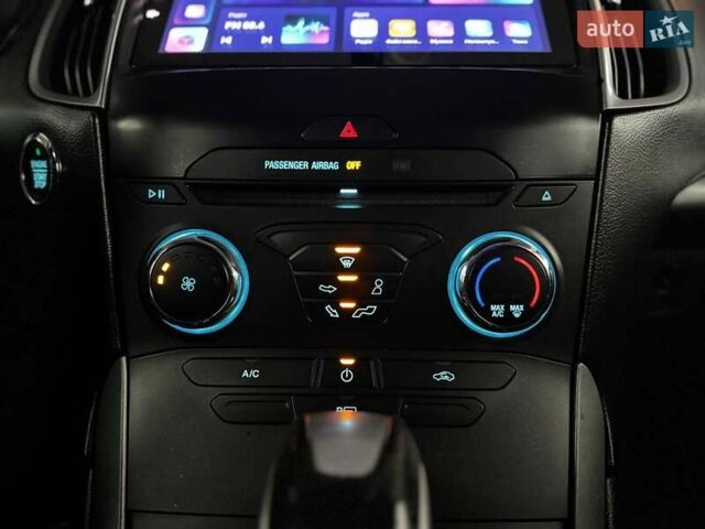 Чорний Форд Едж, об'ємом двигуна 2 л та пробігом 186 тис. км за 13200 $, фото 26 на Automoto.ua