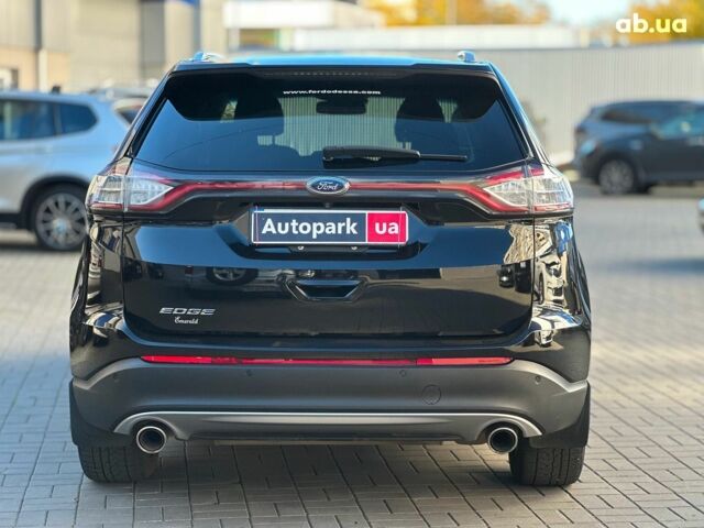 Чорний Форд Едж, об'ємом двигуна 2 л та пробігом 131 тис. км за 20480 $, фото 4 на Automoto.ua