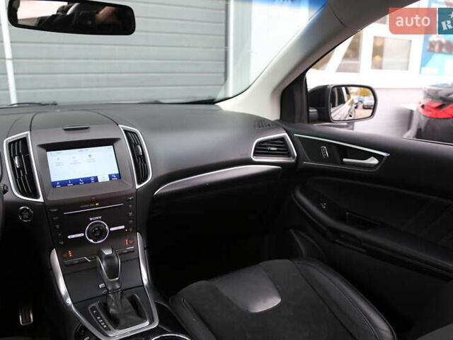 Форд Едж 2016 у Києві на Automoto.ua Чорний Форд Едж, об'ємом двигуна 2.69 л та пробігом 165 тис. км за 17900 $, фото 14 на Automoto.ua