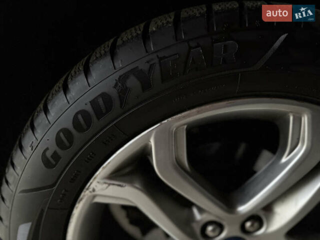 Чорний Форд Едж, об'ємом двигуна 2 л та пробігом 183 тис. км за 18500 $, фото 29 на Automoto.ua