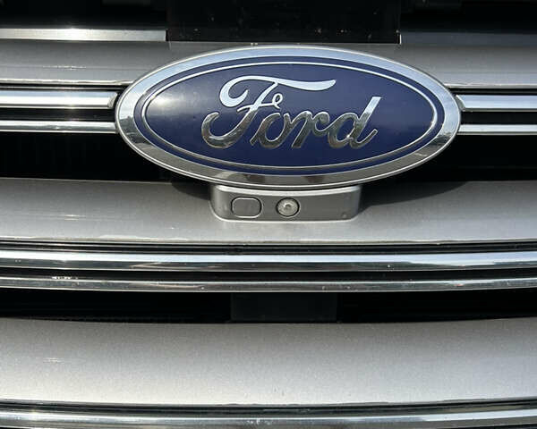 Черный Форд Эдж, объемом двигателя 2 л и пробегом 157 тыс. км за 19000 $, фото 1 на Automoto.ua