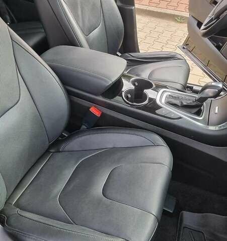 Черный Форд Эдж, объемом двигателя 2 л и пробегом 160 тыс. км за 18500 $, фото 7 на Automoto.ua