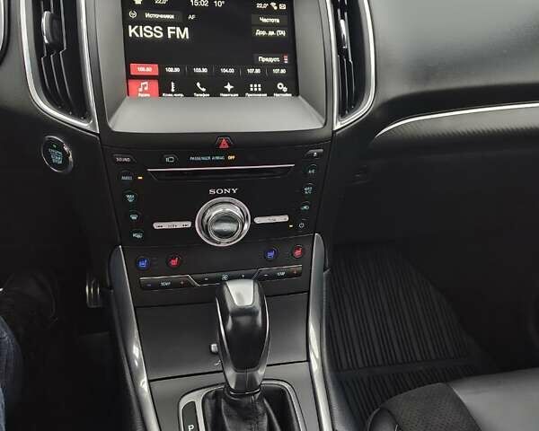 Чорний Форд Едж, об'ємом двигуна 2 л та пробігом 146 тис. км за 17999 $, фото 14 на Automoto.ua