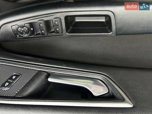 Черный Форд Эдж, объемом двигателя 2 л и пробегом 75 тыс. км за 13800 $, фото 6 на Automoto.ua