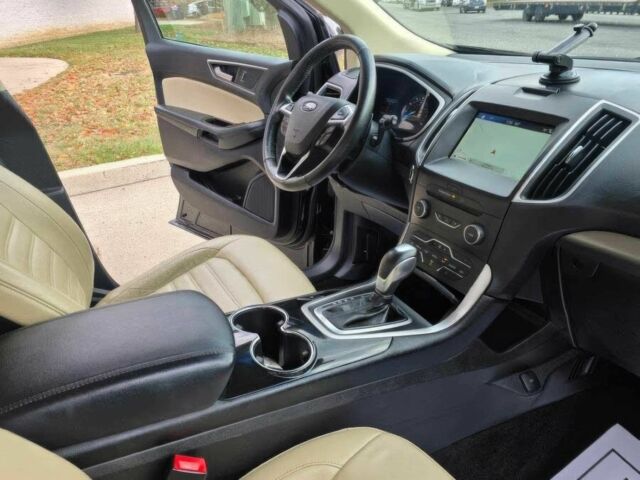 Черный Форд Эдж, объемом двигателя 2 л и пробегом 64 тыс. км за 15700 $, фото 9 на Automoto.ua