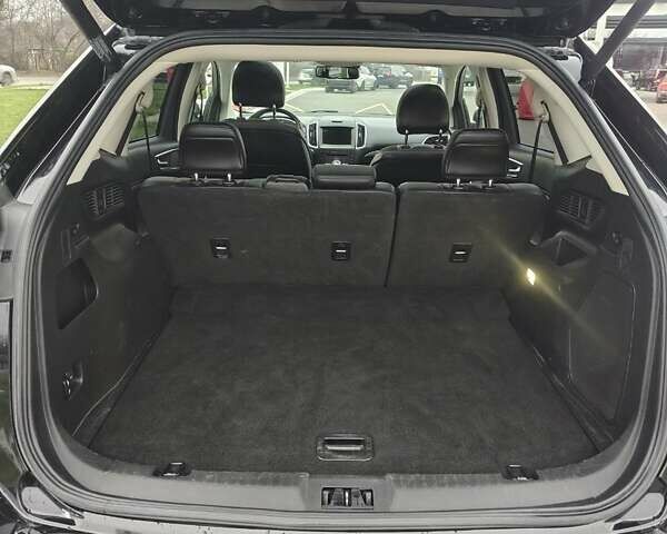 Чорний Форд Едж, об'ємом двигуна 2 л та пробігом 146 тис. км за 17999 $, фото 12 на Automoto.ua