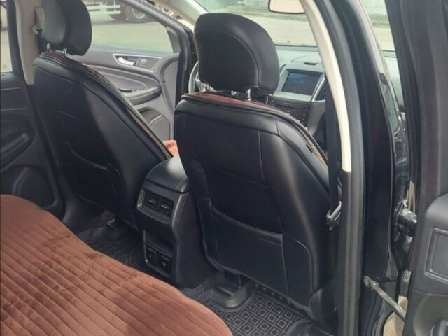 Чорний Форд Едж, об'ємом двигуна 2 л та пробігом 139 тис. км за 15900 $, фото 15 на Automoto.ua