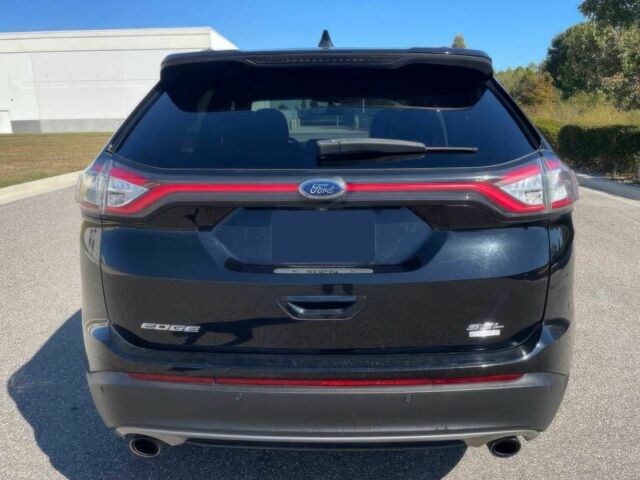 Чорний Форд Едж, об'ємом двигуна 2 л та пробігом 68 тис. км за 14450 $, фото 4 на Automoto.ua