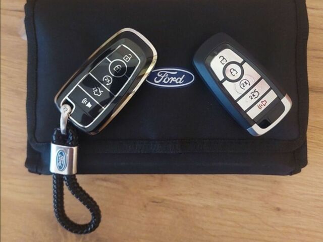 Чорний Форд Едж, об'ємом двигуна 2 л та пробігом 139 тис. км за 15900 $, фото 17 на Automoto.ua