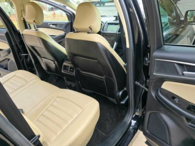 Черный Форд Эдж, объемом двигателя 2 л и пробегом 64 тыс. км за 15700 $, фото 10 на Automoto.ua