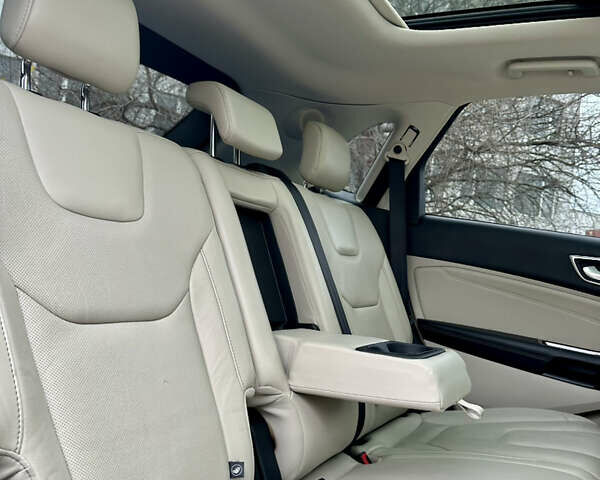 Черный Форд Эдж, объемом двигателя 2 л и пробегом 180 тыс. км за 13999 $, фото 24 на Automoto.ua