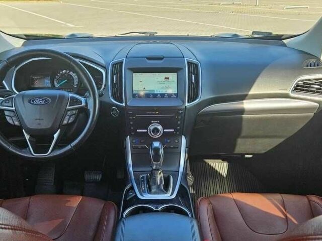 Черный Форд Эдж, объемом двигателя 2 л и пробегом 106 тыс. км за 10600 $, фото 6 на Automoto.ua