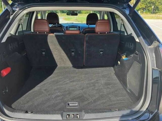 Черный Форд Эдж, объемом двигателя 2 л и пробегом 106 тыс. км за 10600 $, фото 7 на Automoto.ua