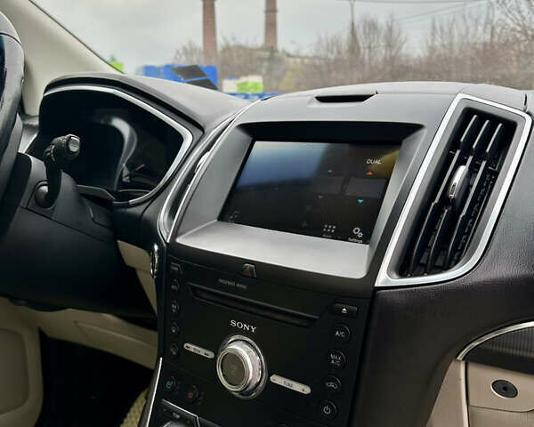 Черный Форд Эдж, объемом двигателя 2 л и пробегом 180 тыс. км за 13999 $, фото 30 на Automoto.ua