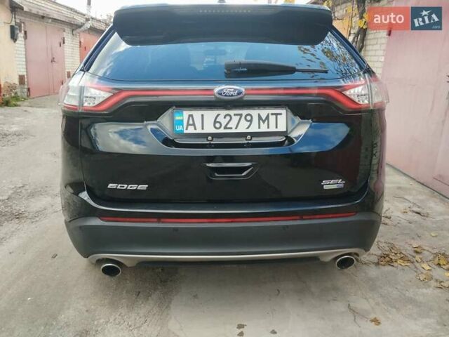 Чорний Форд Едж, об'ємом двигуна 2 л та пробігом 76 тис. км за 17600 $, фото 2 на Automoto.ua
