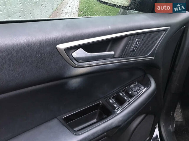 Чорний Форд Едж, об'ємом двигуна 2 л та пробігом 130 тис. км за 12999 $, фото 9 на Automoto.ua