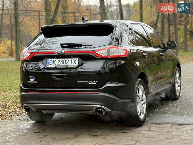 Черный Форд Эдж, объемом двигателя 2 л и пробегом 168 тыс. км за 14700 $, фото 6 на Automoto.ua