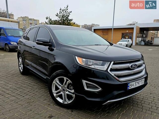 Черный Форд Эдж, объемом двигателя 2 л и пробегом 136 тыс. км за 19700 $, фото 2 на Automoto.ua