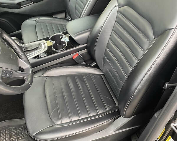 Чорний Форд Едж, об'ємом двигуна 3.5 л та пробігом 86 тис. км за 20599 $, фото 21 на Automoto.ua