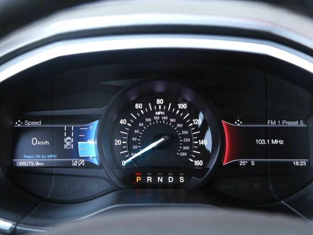 Черный Форд Эдж, объемом двигателя 2 л и пробегом 88 тыс. км за 19700 $, фото 18 на Automoto.ua