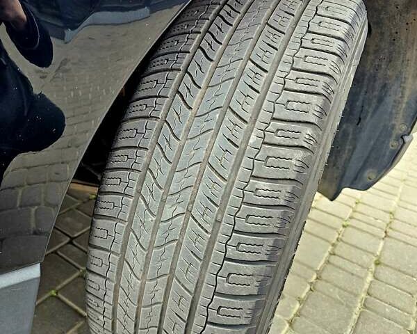 Черный Форд Эдж, объемом двигателя 2 л и пробегом 136 тыс. км за 19700 $, фото 9 на Automoto.ua