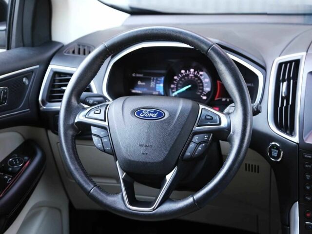 Черный Форд Эдж, объемом двигателя 2 л и пробегом 88 тыс. км за 19700 $, фото 12 на Automoto.ua