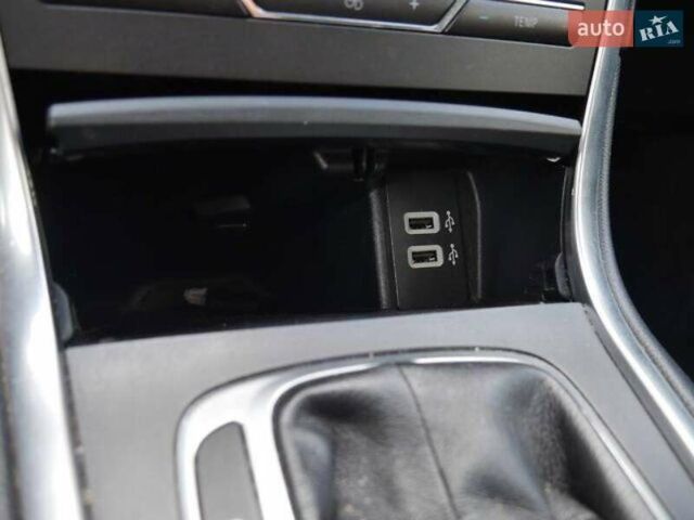 Чорний Форд Едж, об'ємом двигуна 2 л та пробігом 128 тис. км за 2700 $, фото 28 на Automoto.ua